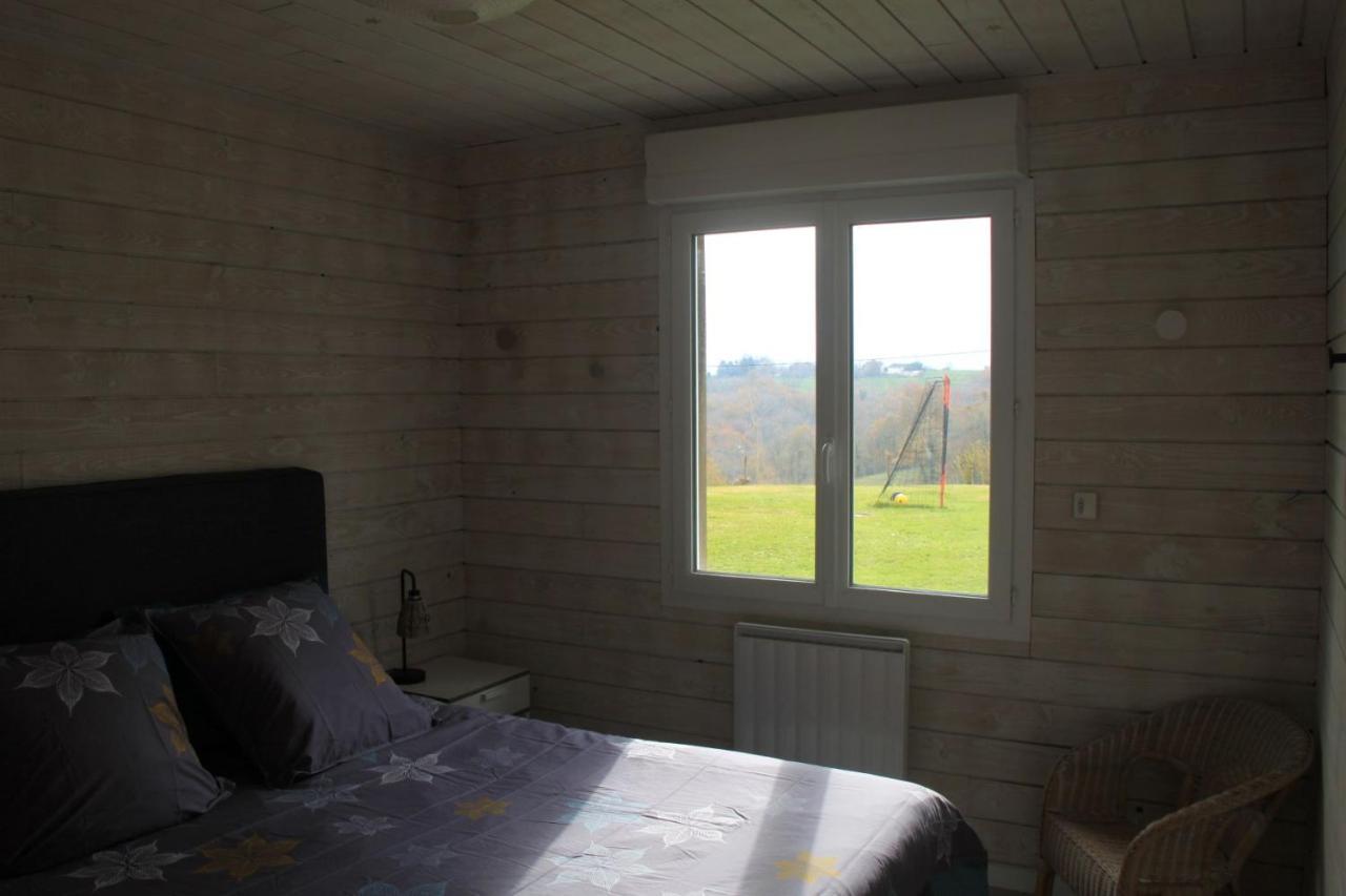La Tuillère : maison en bois avec vue et piscine Saint-Aulaire Extérieur photo