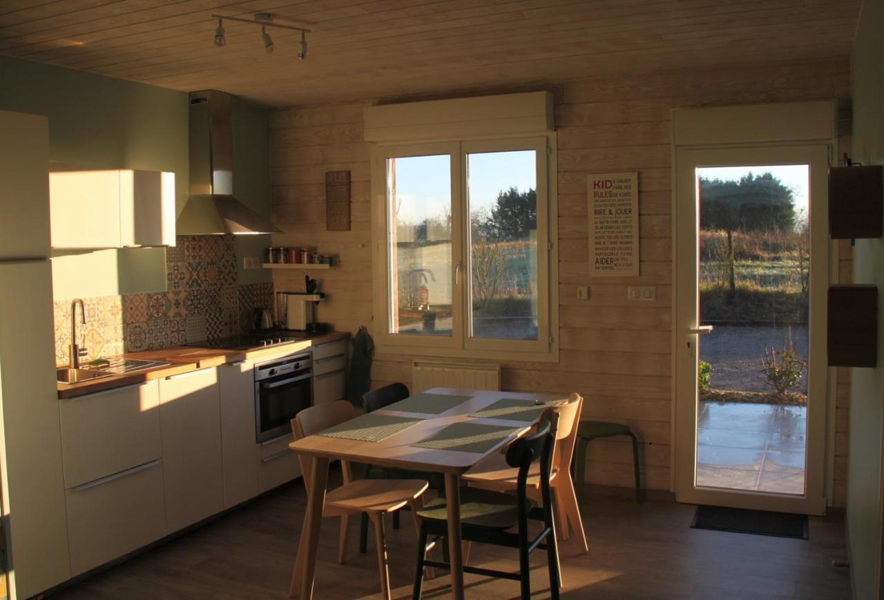 La Tuillère : maison en bois avec vue et piscine Saint-Aulaire Extérieur photo